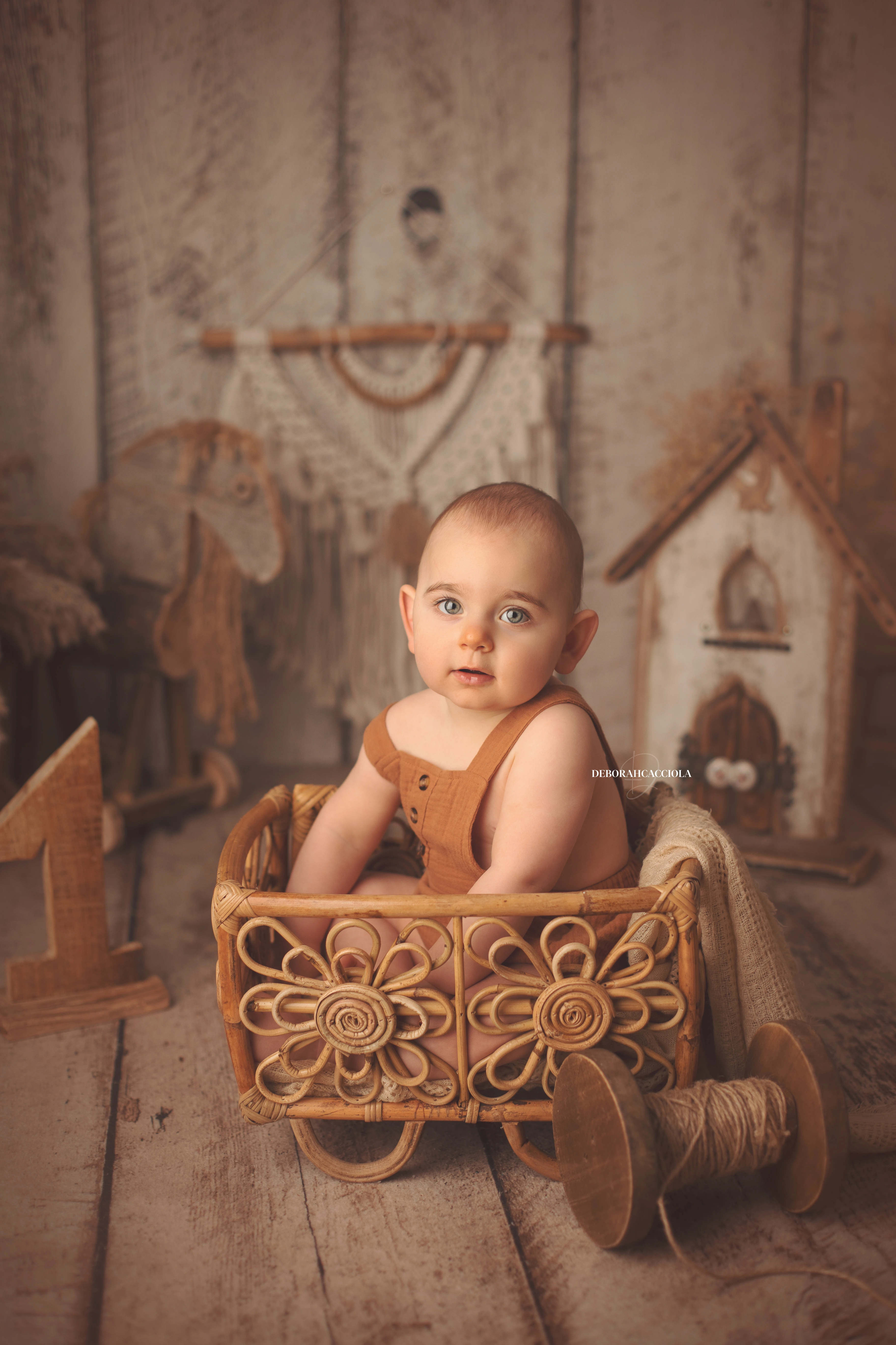 birthday portrait in studio in Orléans, France: celebration portrait, elegant close composition, balanced colors