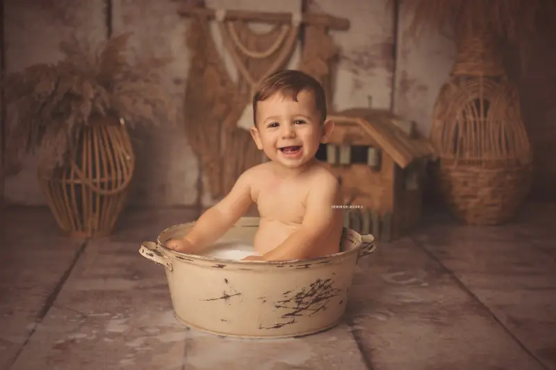 birthday photo in Orléans, France, festive studio moment, wide natural composition, soft colors