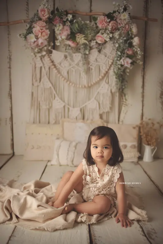 birthday photo studio Orléans, France: festive studio moment, soft vertical framing, balanced colors