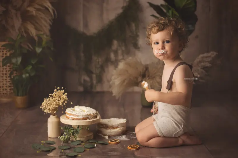 birthday portrait in studio in Orléans, France: celebration portrait, balanced horizontal framing, soft colors
