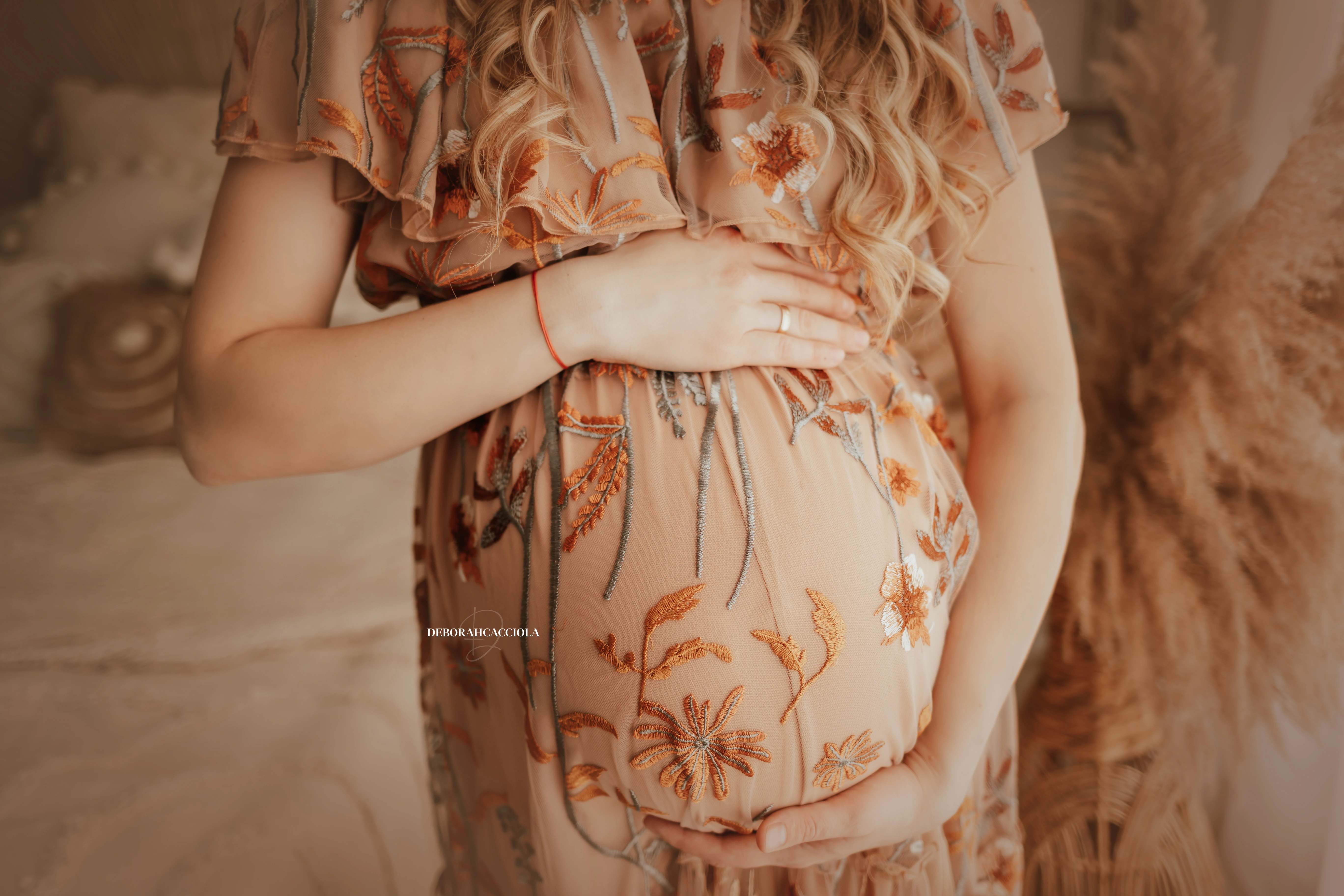bohemian portrait in Orléans, France: bohemian portrait, wide natural composition, soft colors