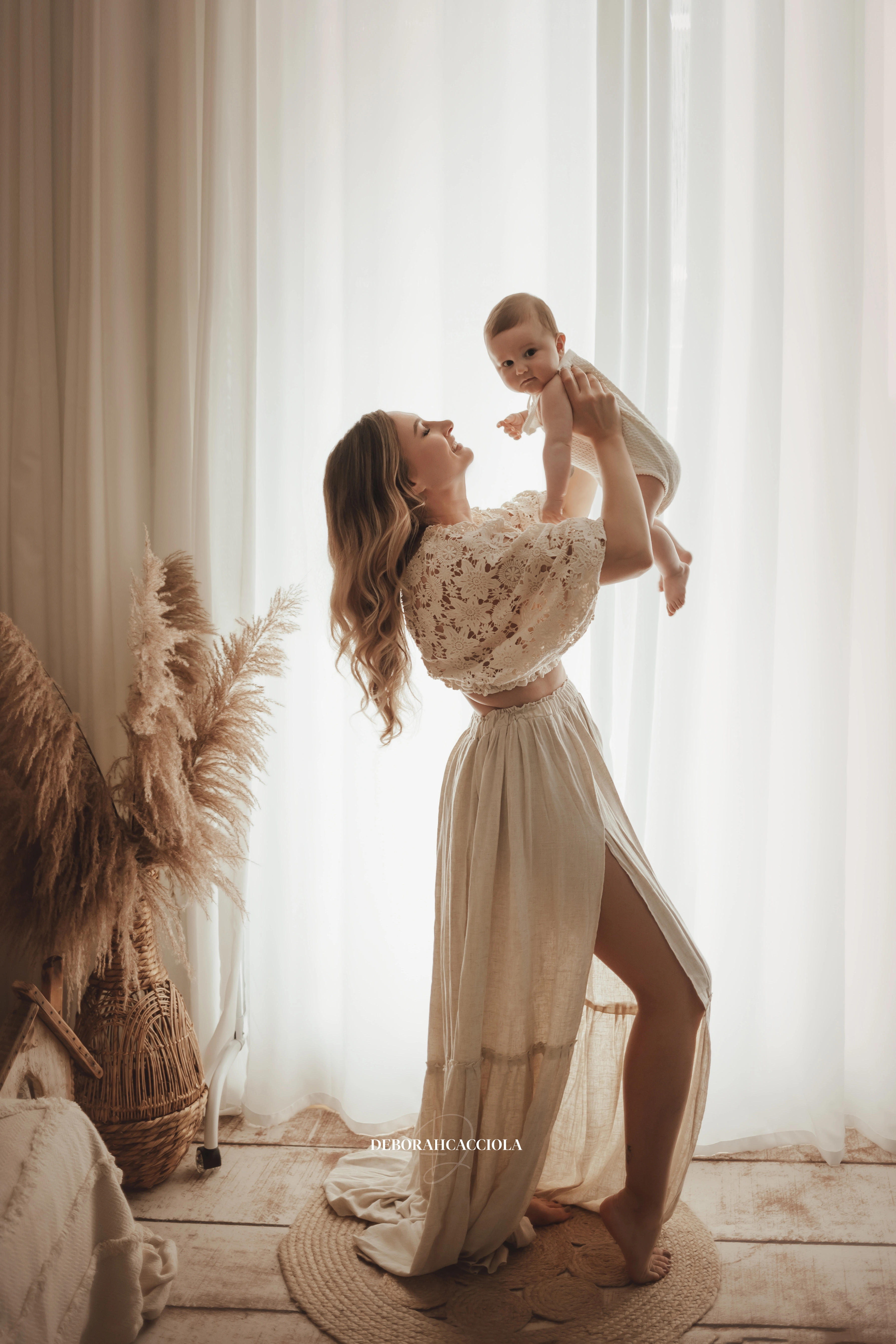 bohemian photo studio Orléans, France: elegant bohemian-style scene, elegant close composition, balanced colors