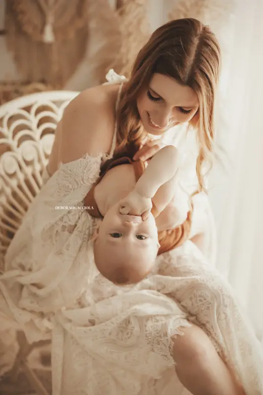 bohemian portrait Orléans, France: bohemian portrait, elegant close composition, soft colors