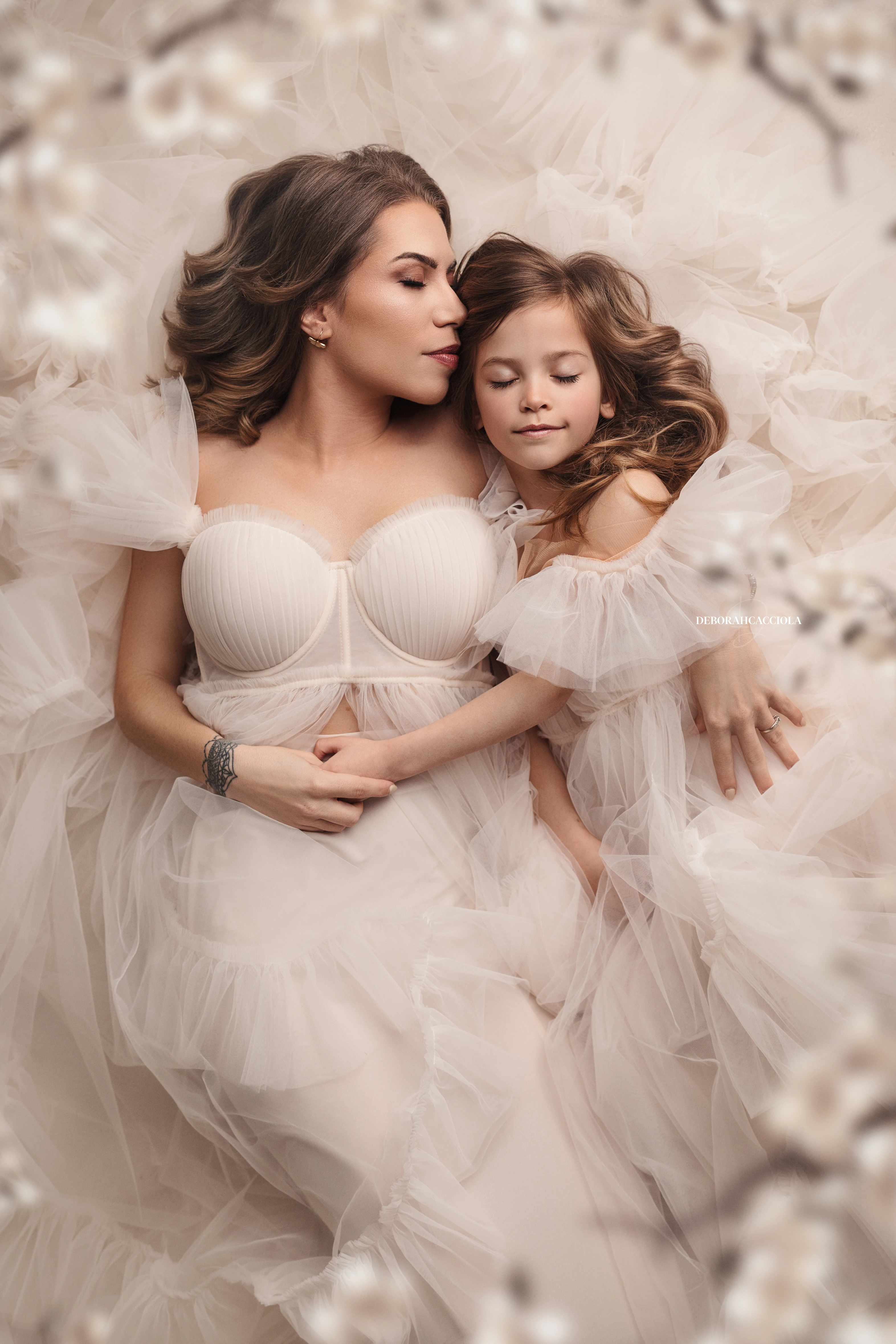 mother and me photo in Orléans, France, tender moment between mother and child, natural vertical shot, light palette