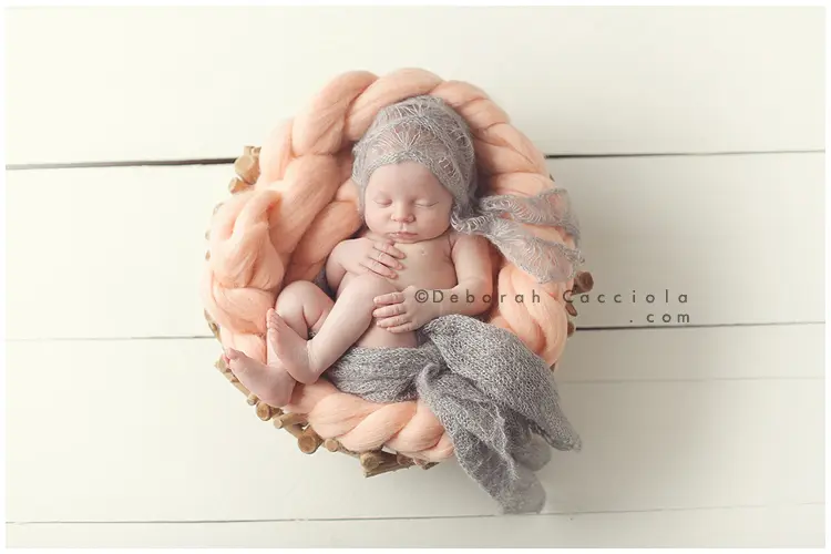 Newborn photo in Orléans, France