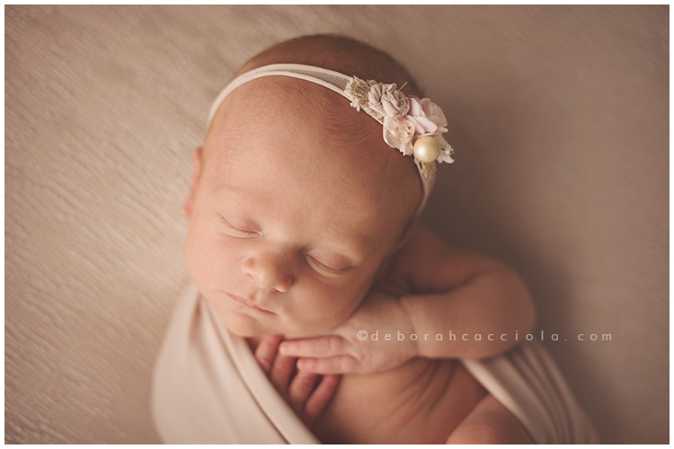 Newborn photo in Orléans, France