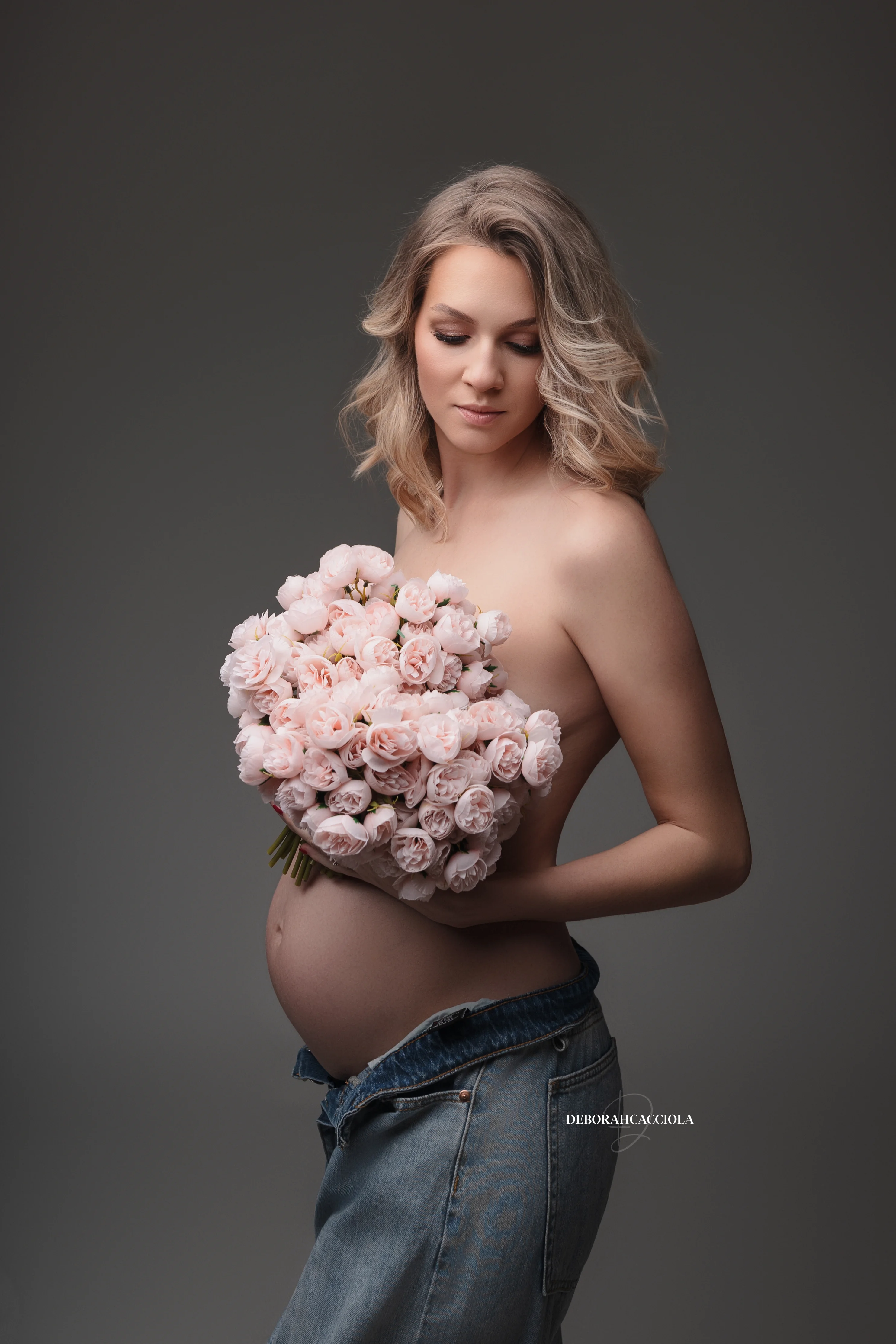 pregnancy photo Orléans, France, mother-to-be, natural close portrait, natural tones