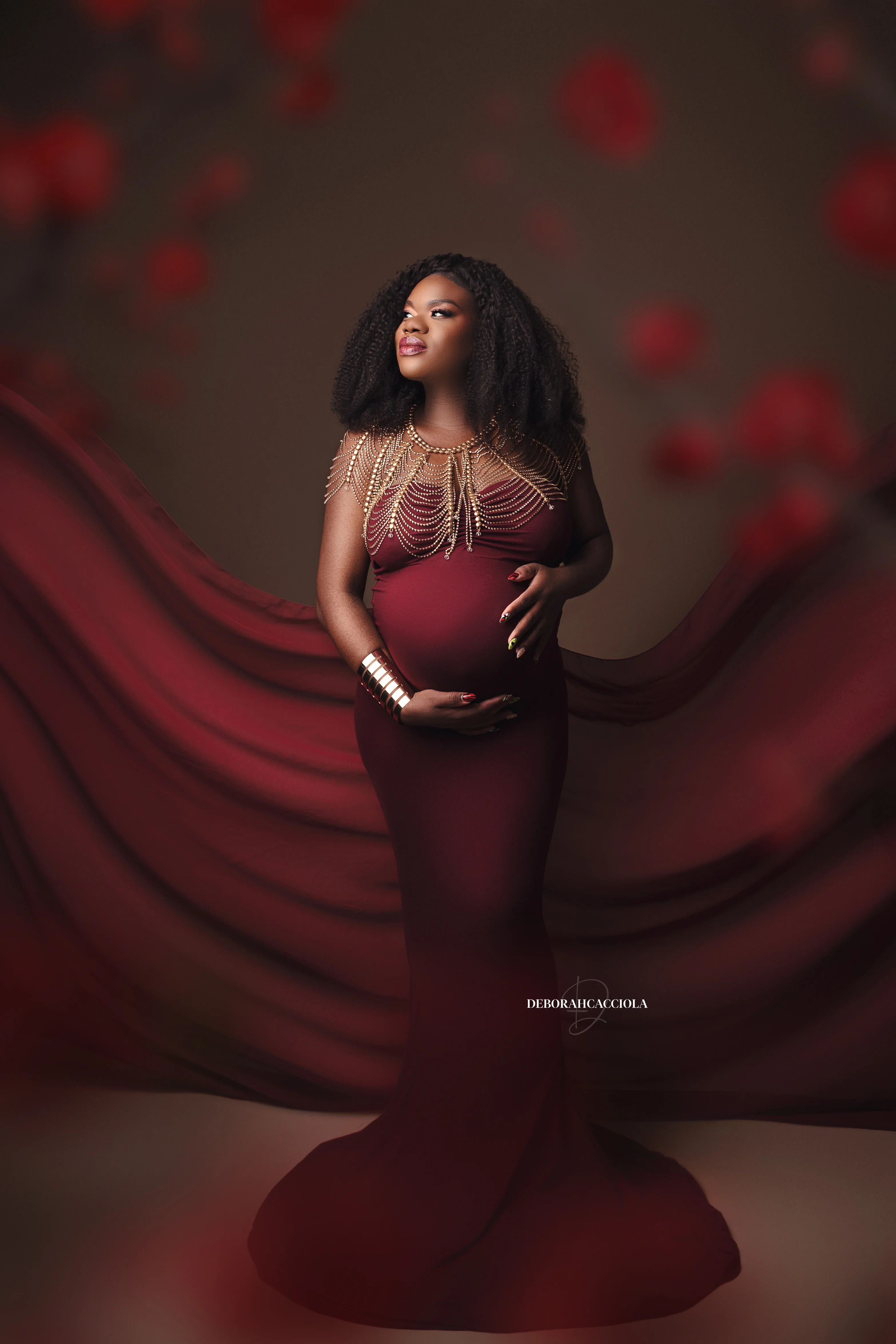 pregnancy photo Orléans, France, studio maternity portrait, natural close portrait, natural tones