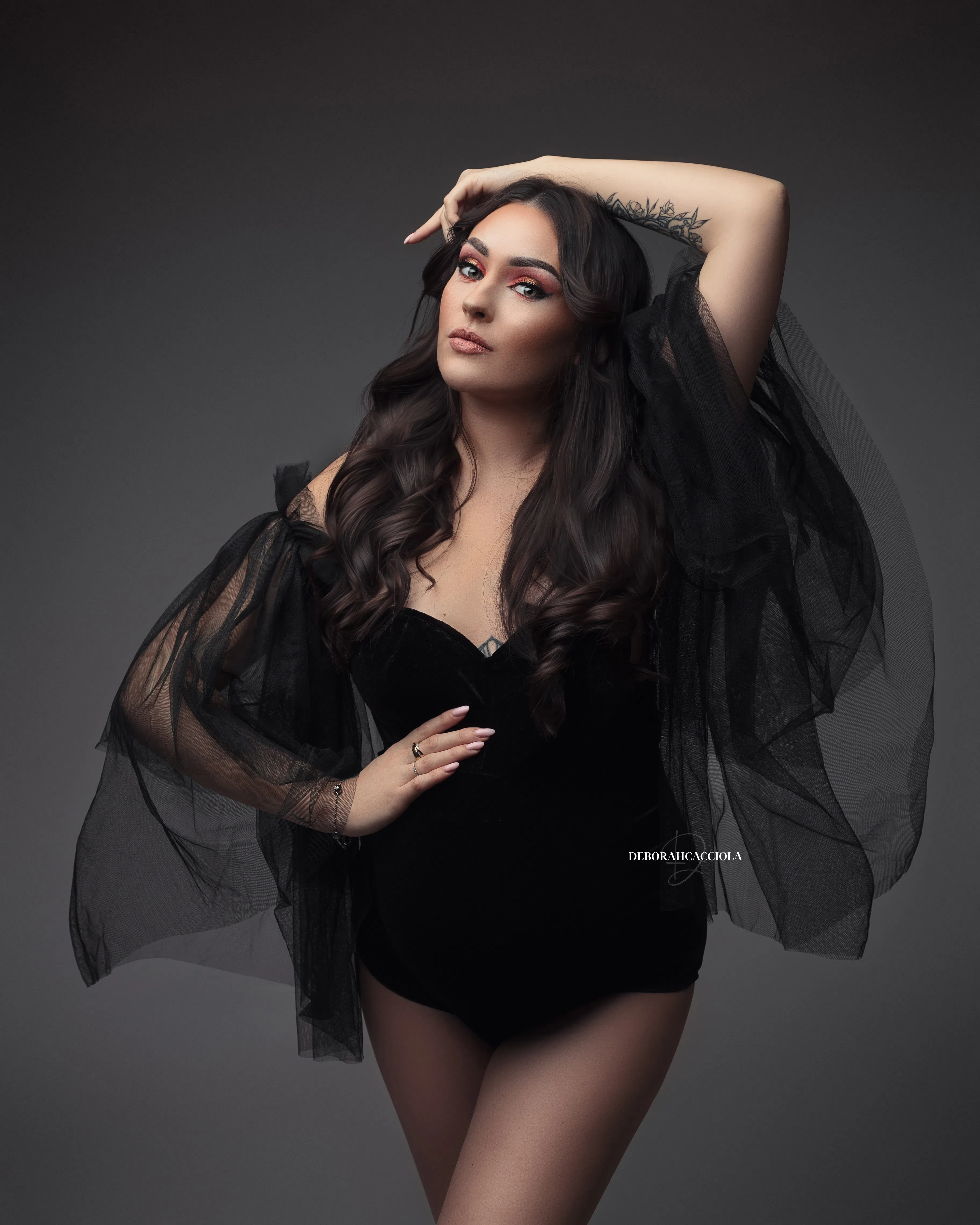 maternity portrait Orléans, France, pregnant woman, elegant vertical shot, bright style