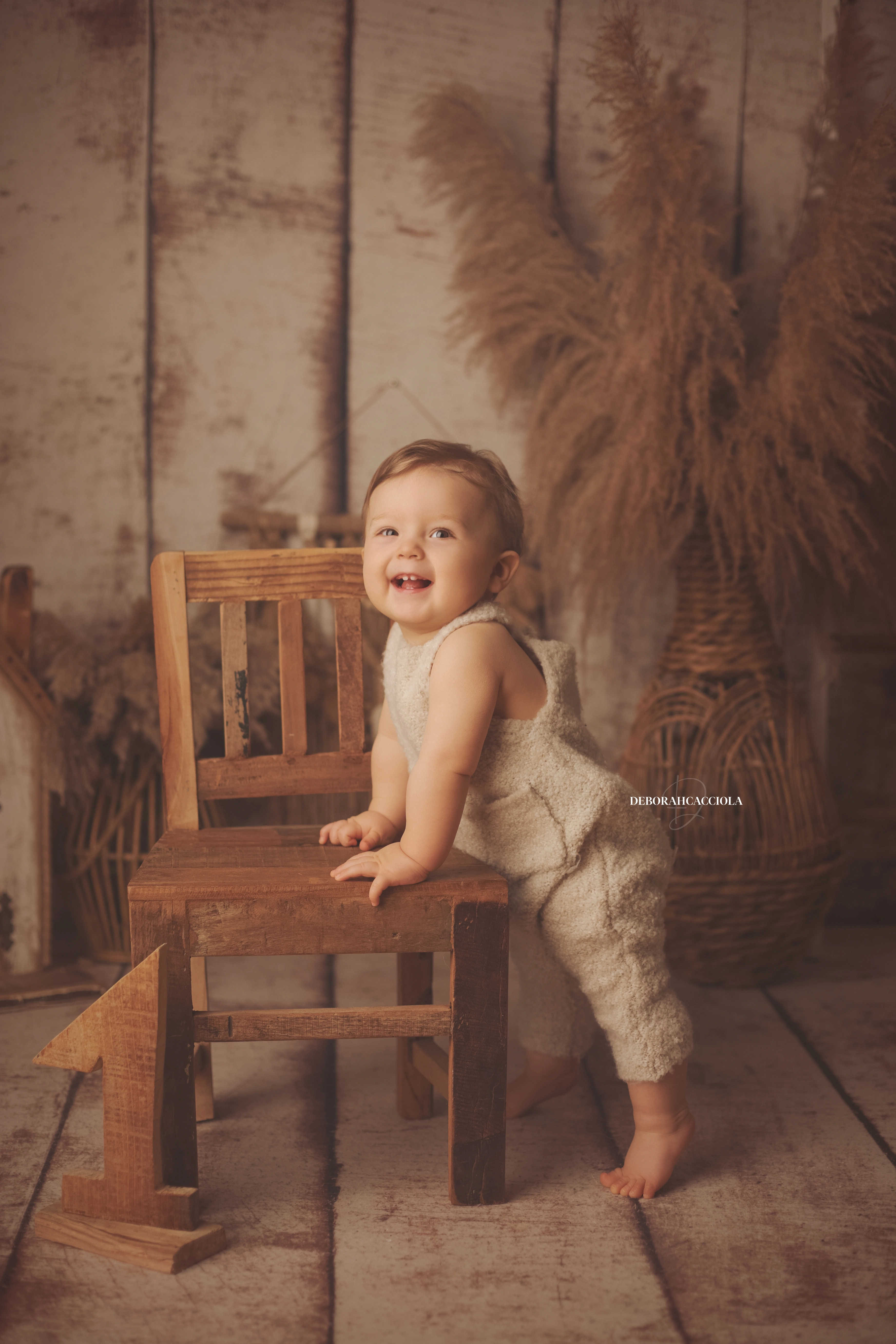 Portrait anniversaire en studio à Orléans : portrait de célébration, composition resserrée élégante, couleurs équilibrées