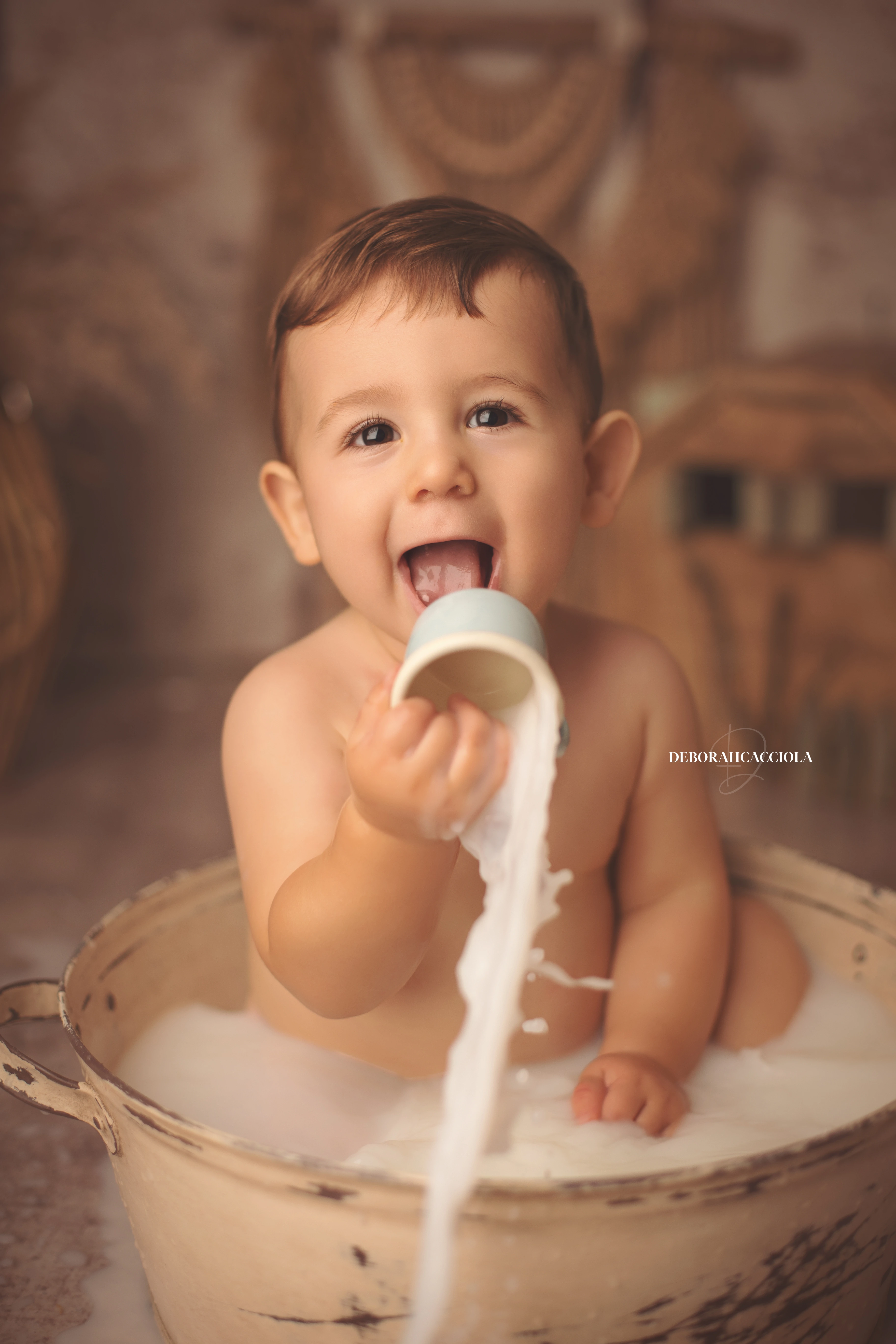Séance anniversaire Orléans : instant d'anniversaire, cadrage vertical doux, couleurs équilibrées