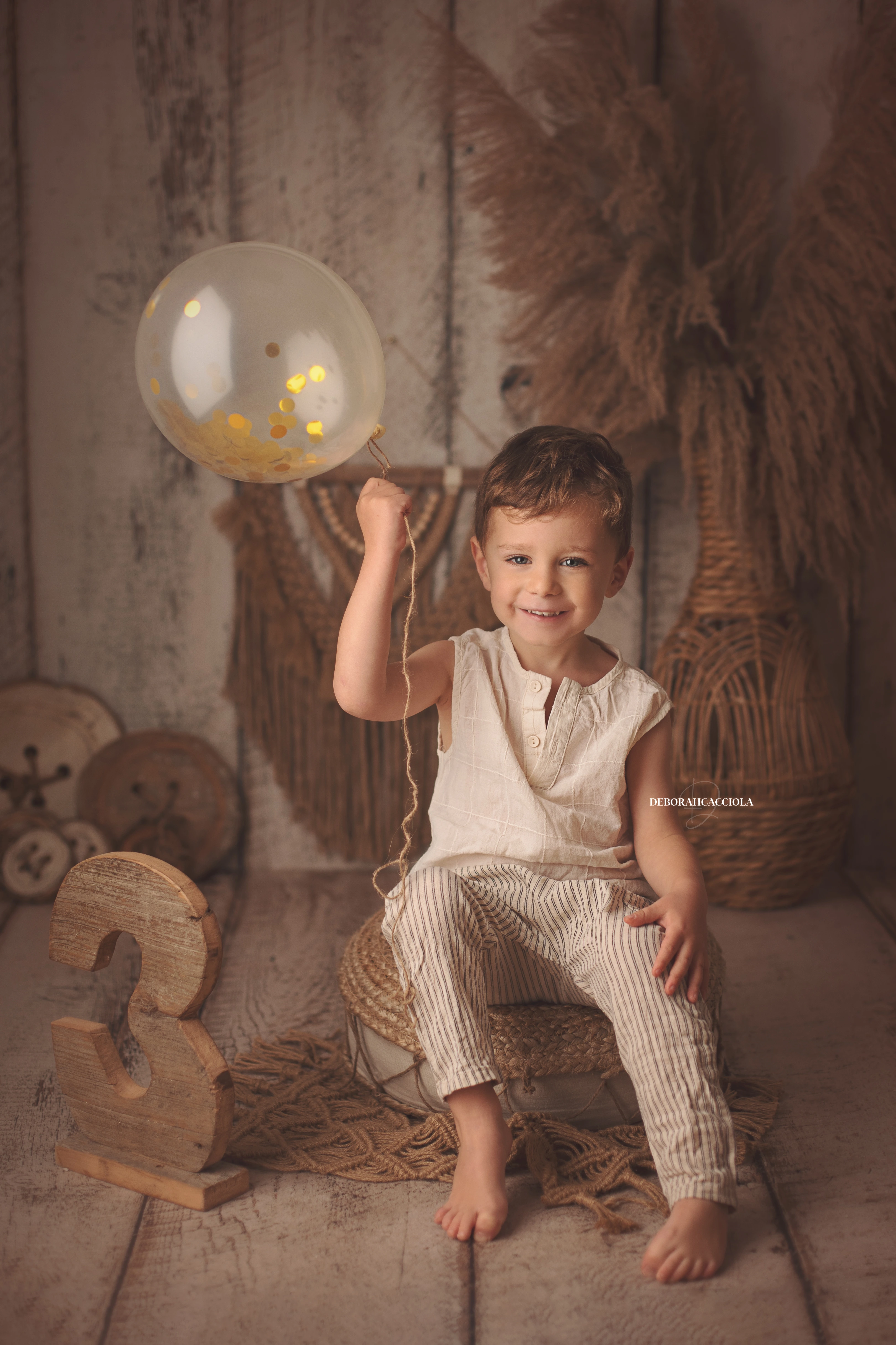 Séance anniversaire Orléans : instant d'anniversaire, composition resserrée élégante, tonalités naturelles