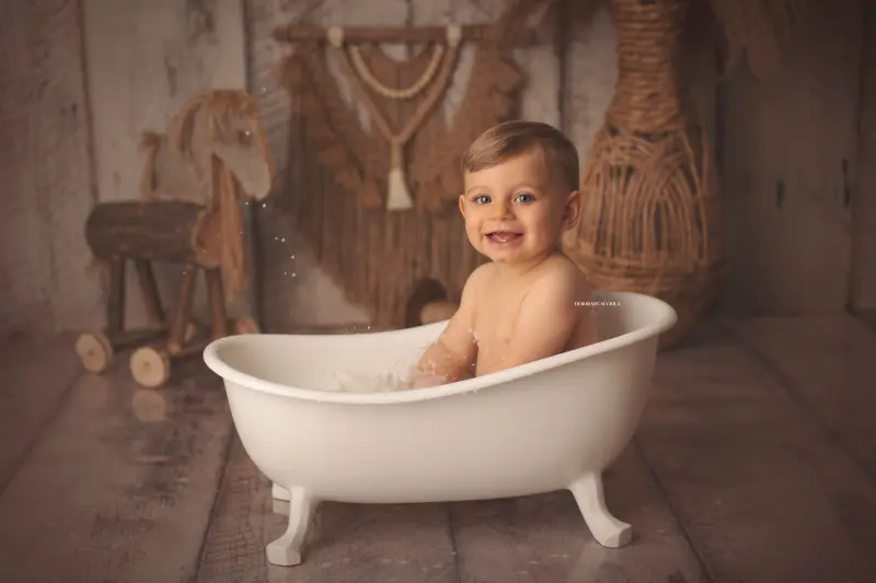 Séance anniversaire à Orléans : instant d'anniversaire, plan large harmonieux, rendu naturel
