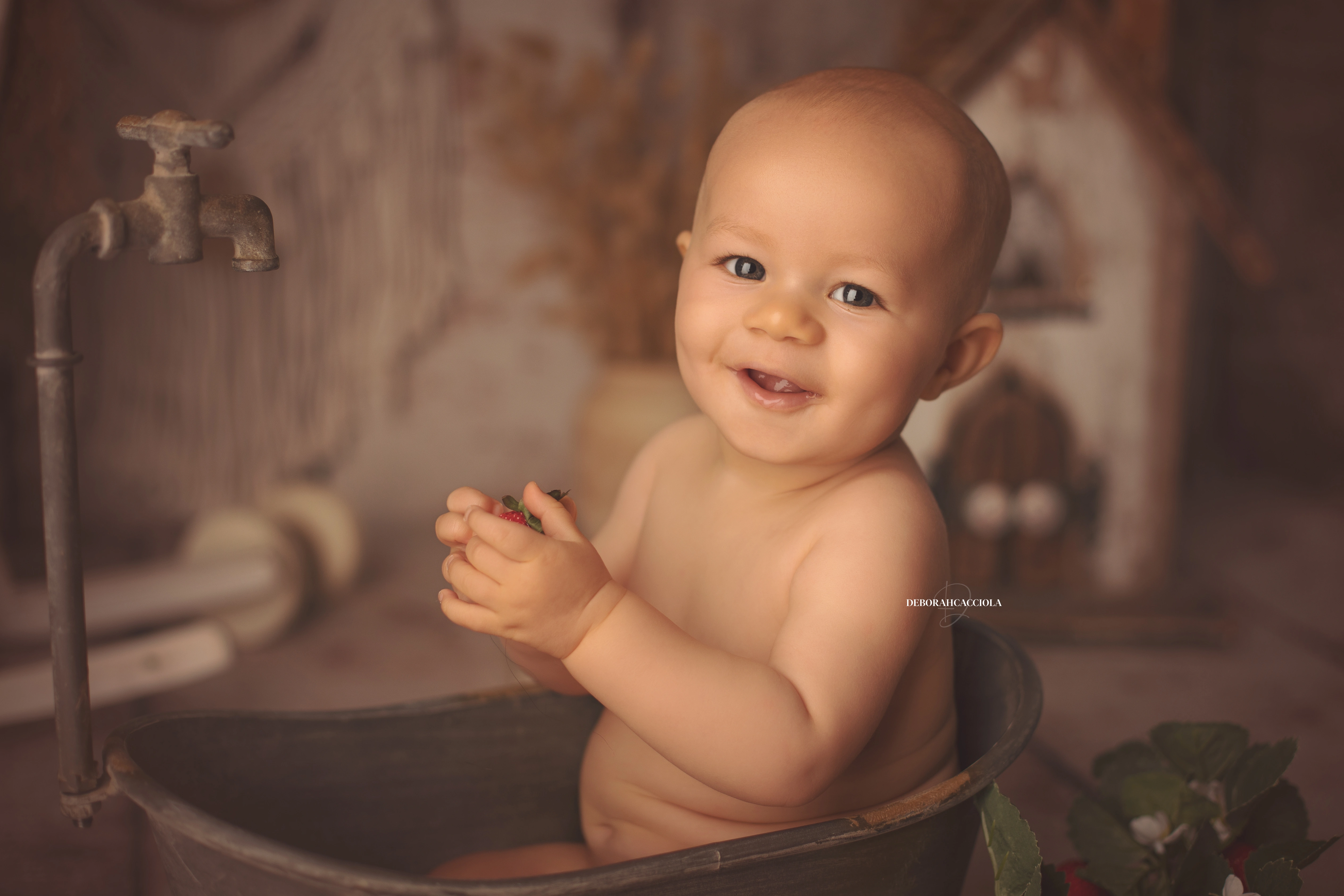 Séance bébé à Orléans - portrait tendre de bébé, composition large et naturelle, couleurs équilibrées