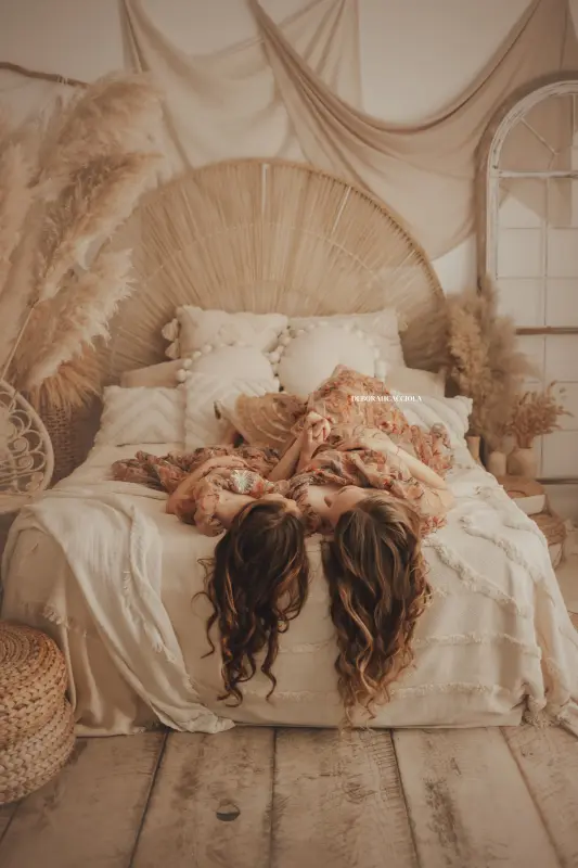 Photo bohème studio Orléans : scène élégante au style bohème, composition resserrée élégante, tonalités naturelles