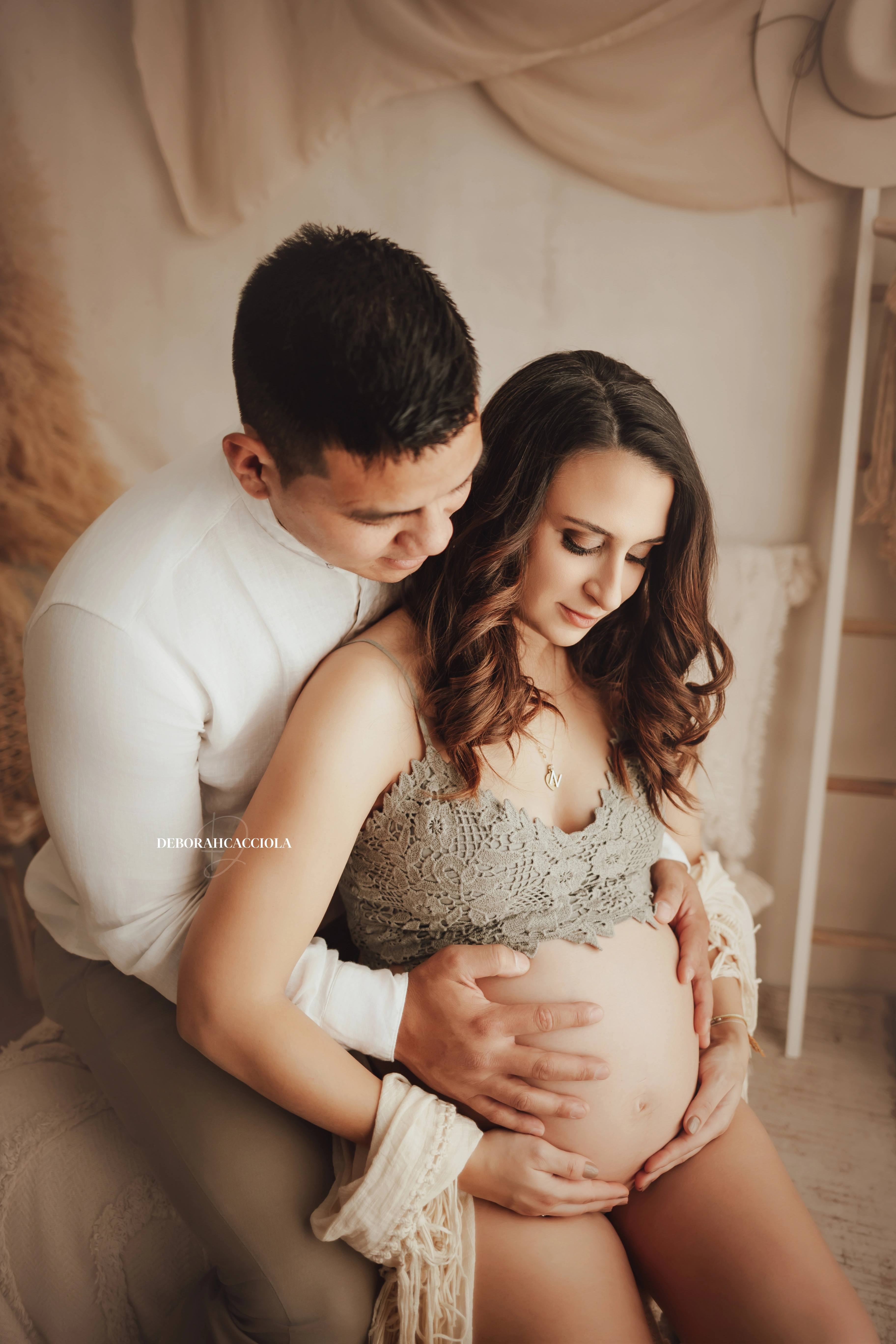 Séance bohème en studio à Orléans : ambiance bohème naturelle, composition resserrée élégante, couleurs équilibrées