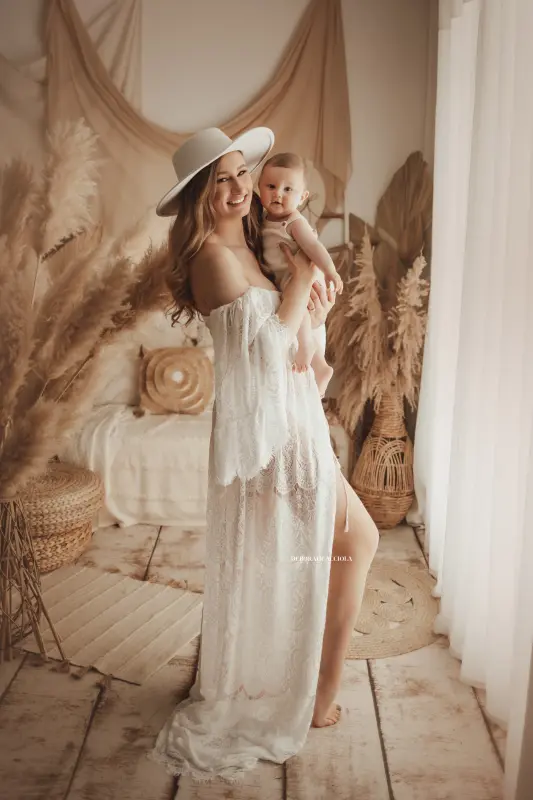 Photo bohème à Orléans, scène élégante au style bohème, plan vertical naturel, couleurs douces