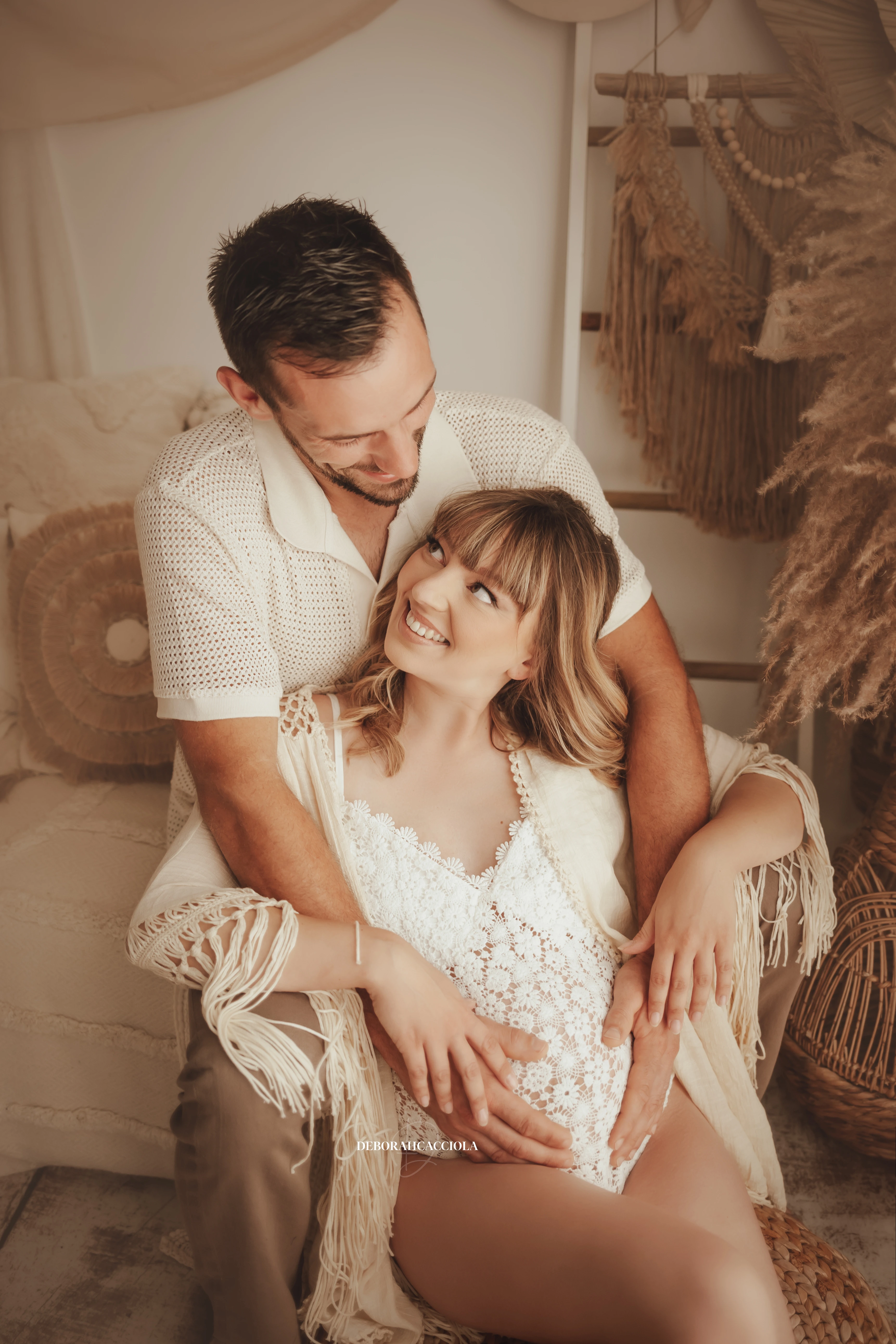 Photo bohème à Orléans, scène élégante au style bohème, portrait vertical soigné, palette claire