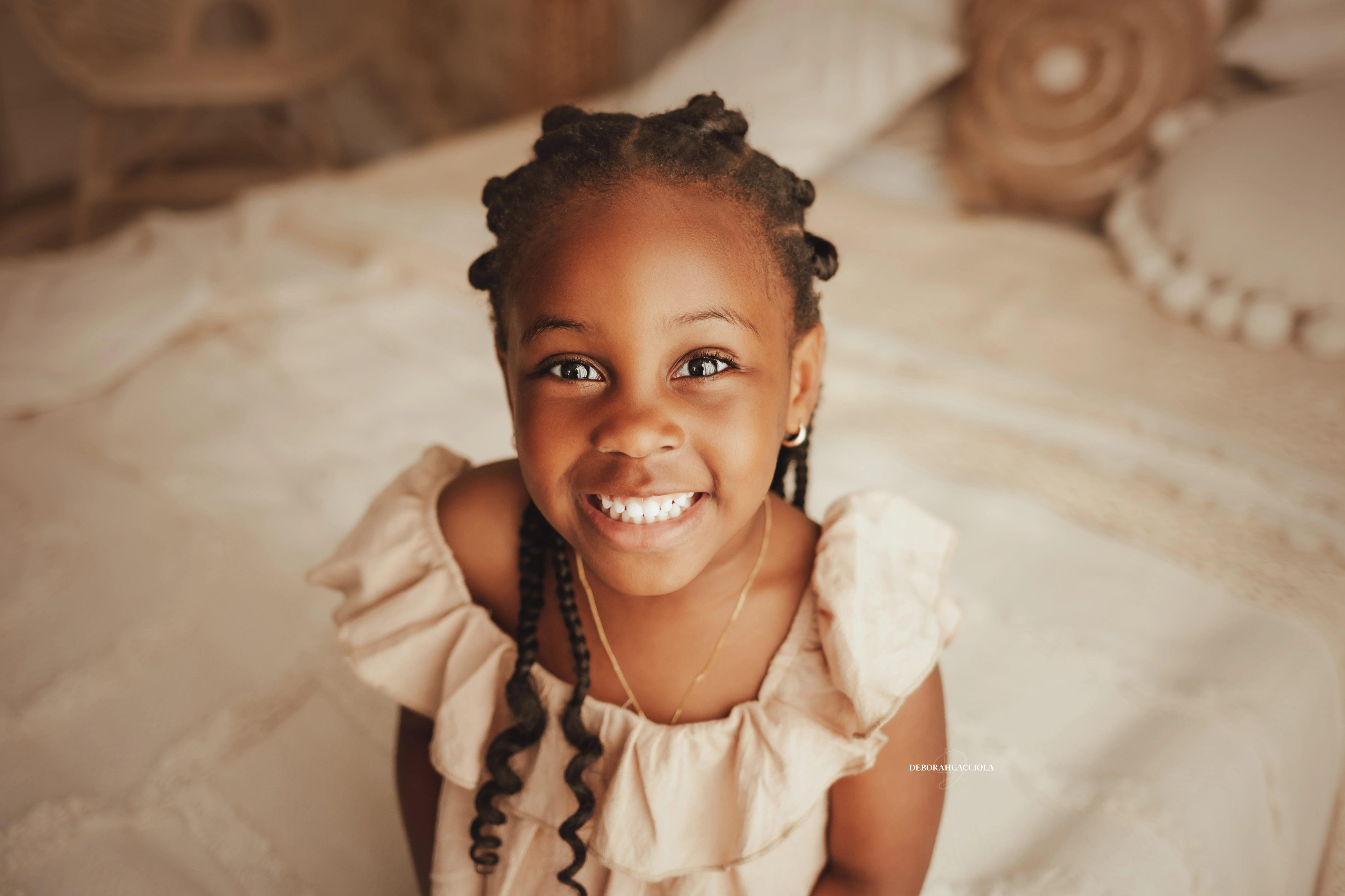 Photo bohème studio Orléans : scène élégante au style bohème, cadrage horizontal équilibré, palette claire