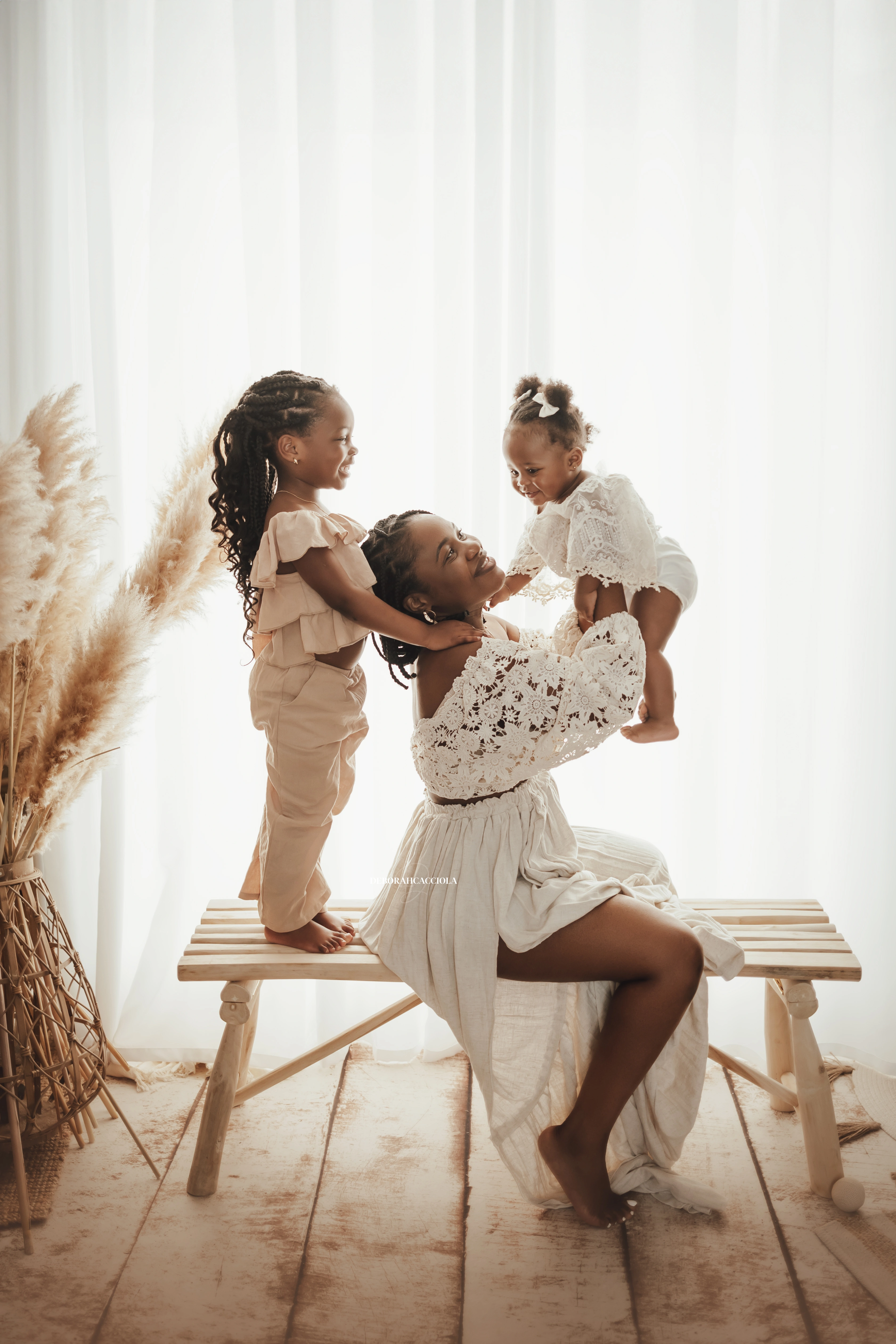 Photo bohème à Orléans, scène élégante au style bohème, portrait vertical soigné, couleurs douces