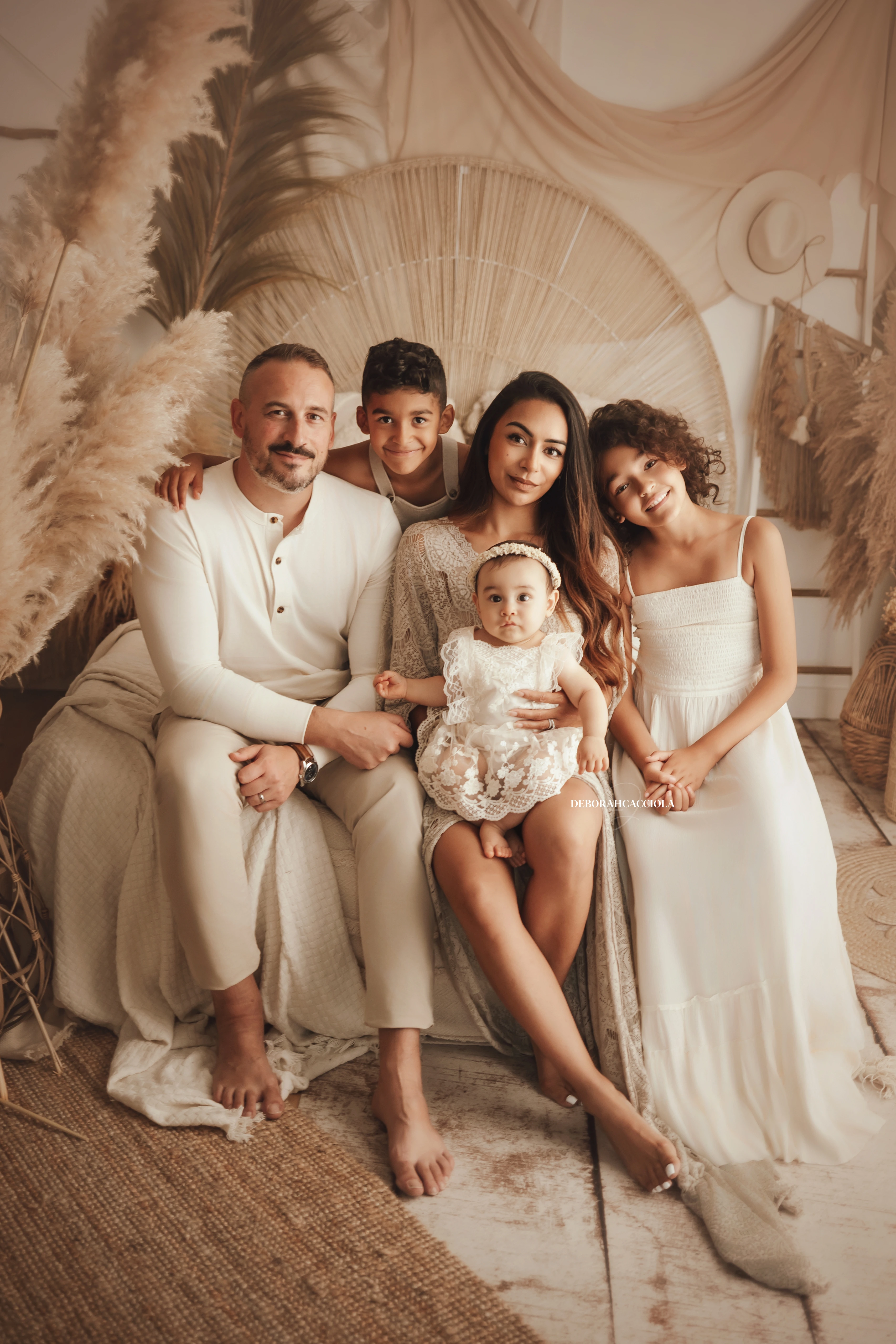 Séance bohème en studio à Orléans : ambiance bohème naturelle, composition resserrée élégante, couleurs équilibrées