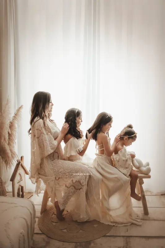 Photo bohème studio Orléans : scène élégante au style bohème, cadrage vertical doux, tonalités naturelles