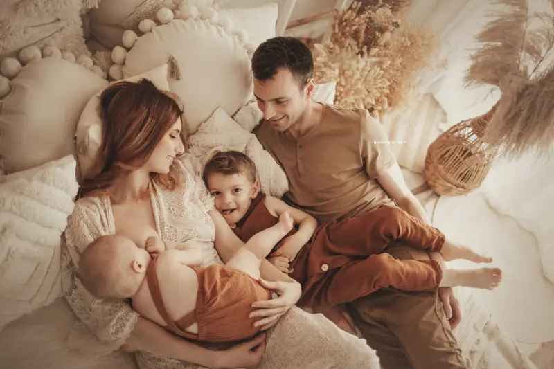 Séance bohème en studio à Orléans : ambiance bohème naturelle, scène panoramique douce, couleurs équilibrées