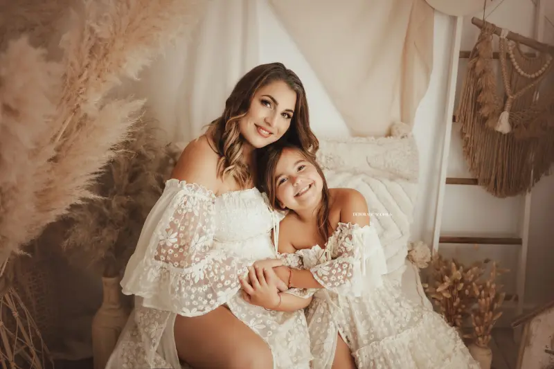 Séance bohème en studio à Orléans : ambiance bohème naturelle, scène panoramique douce, palette claire