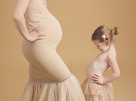 Photo grossesse Photo femme enceinte avec enfant orleans