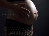 Photo grossesse Photo de ventre de grossesse dans la pénombre