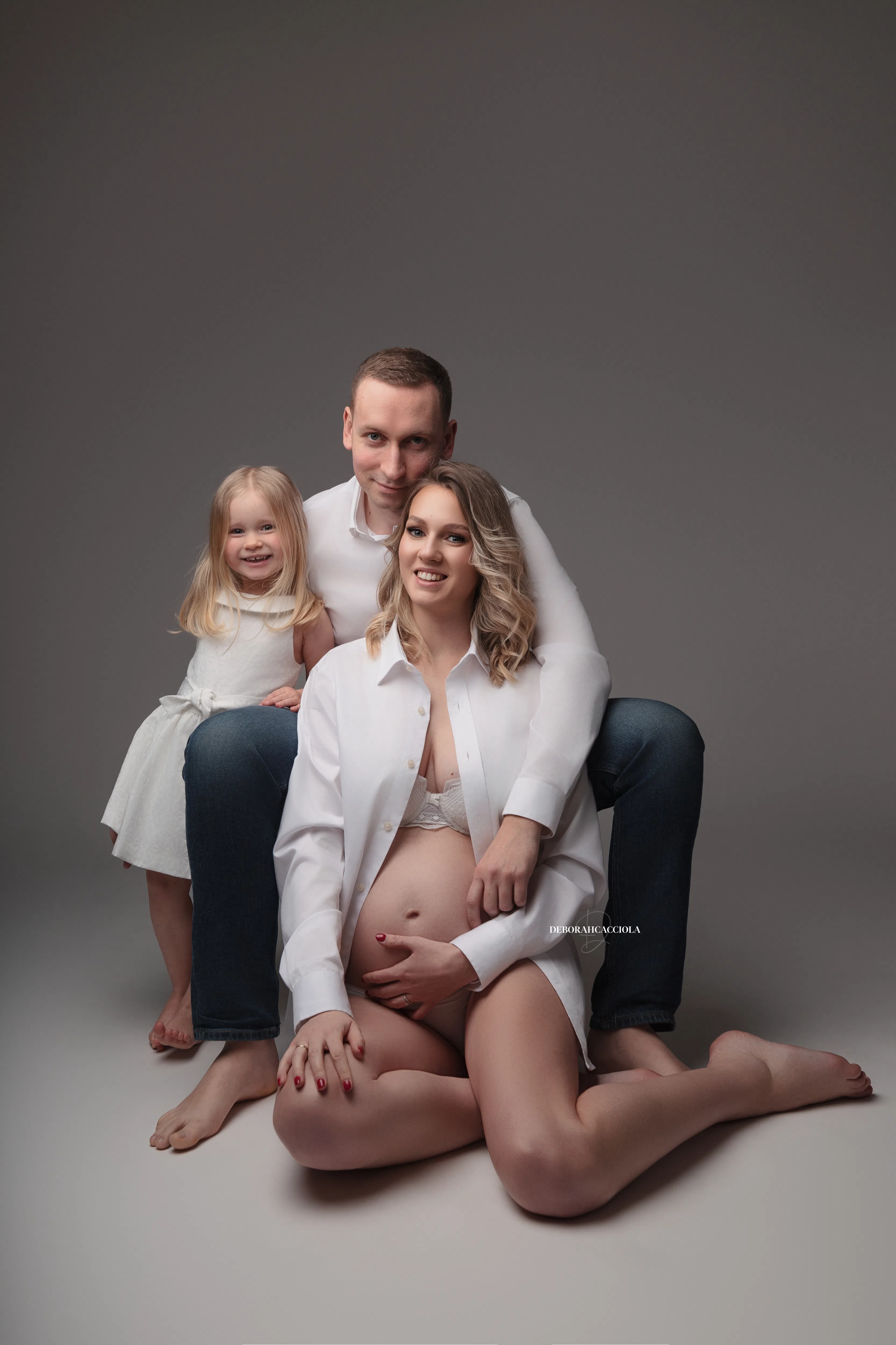 Portrait grossesse à Orléans, future maman, portrait serré et naturel, palette douce