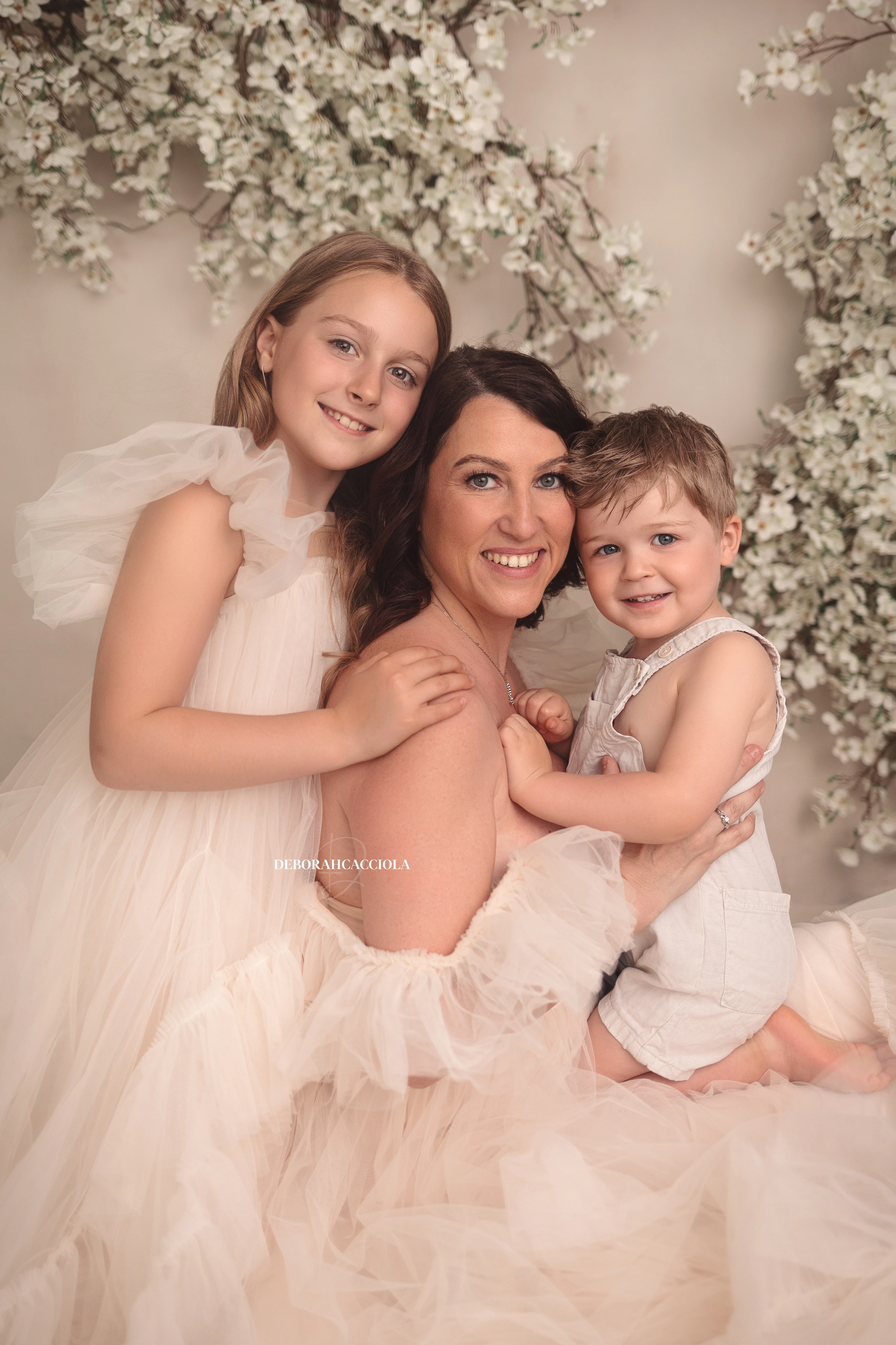 Portrait maman et moi Orléans : maman et enfant, cadrage vertical doux, couleurs douces